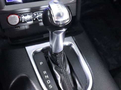 Used 2018 Ford Mustang Coupe RWD image 25