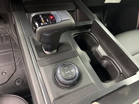 New 2026 GMC Hummer EV 4x4 Crew Cab image 17