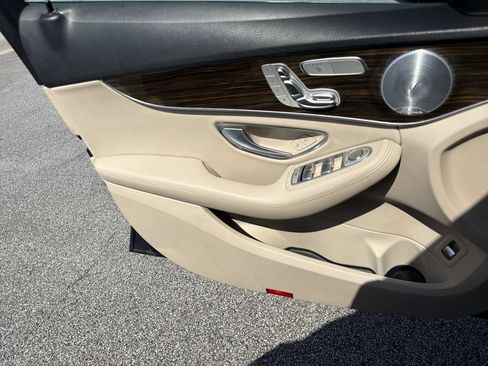 Used 2020 Mercedes-Benz C 300 Sedan image 13