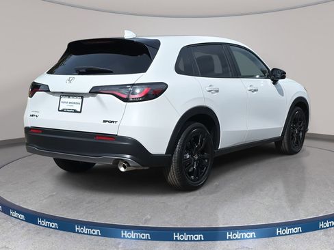 New 2026 Honda HR-V Sport image 6