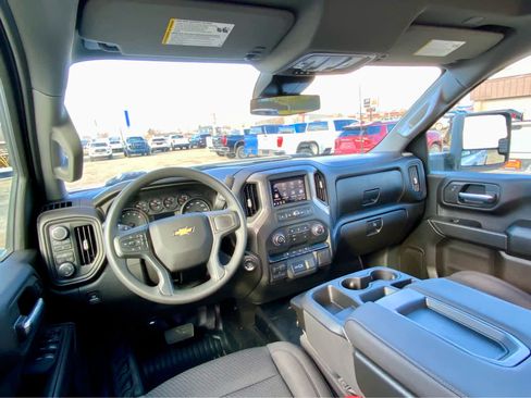 New 2026 Chevrolet Silverado 3500 W/T image 34