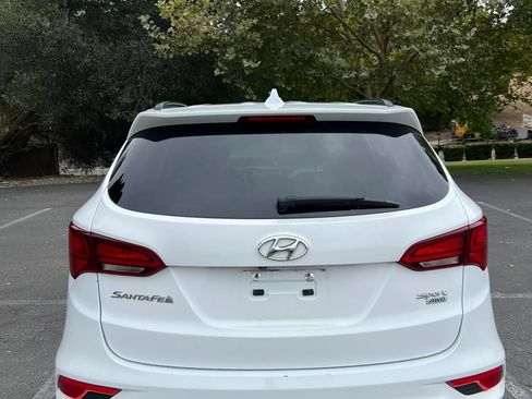 Used 2018 Hyundai Santa Fe Sport w/ 2.4L Value Package 02 AWD/4WD image 6
