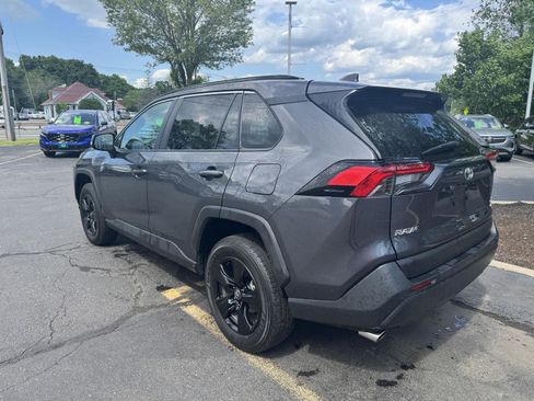 Used 2025 Toyota RAV4 XLE AWD/4WD image 4