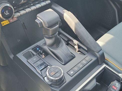 Certified 2026 Toyota Tacoma Trailhunter w/ Tow Tech Package image 18