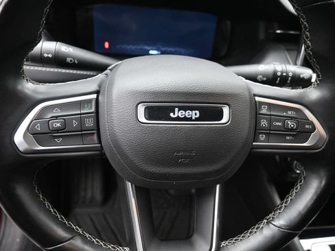 Used 2022 Jeep Compass High Altitude AWD/4WD image 17