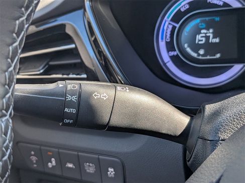 Used 2020 Kia Niro LXS image 26