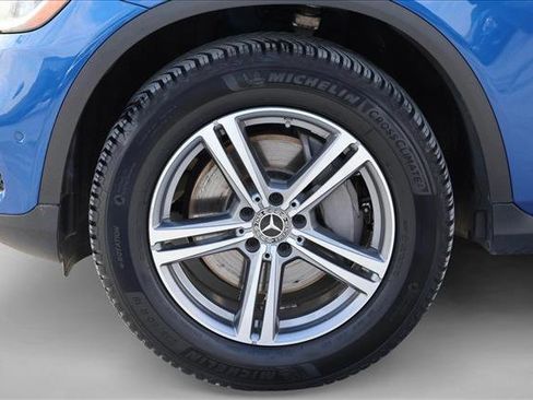 Used 2022 Mercedes-Benz GLC 300 4MATIC image 9