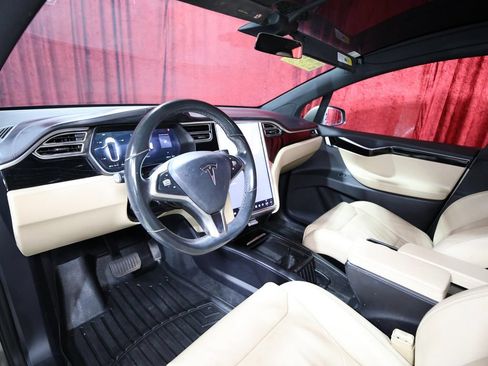 Used 2016 Tesla Model X 75D AWD/4WD image 12