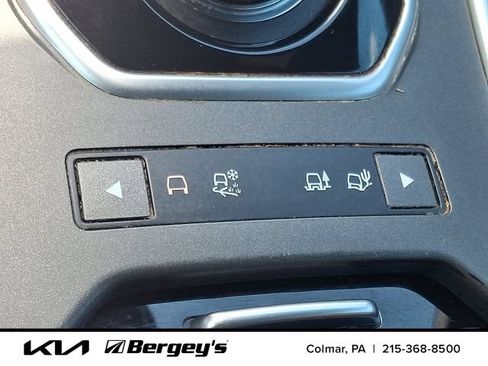Used 2018 Land Rover Range Rover Evoque HSE Dynamic AWD/4WD image 27