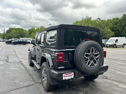 Certified 2024 Jeep Wrangler Unlimited Sahara w/ Safety Group AWD/4WD image 5
