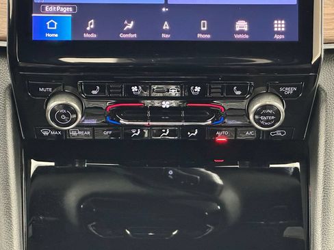 Used 2023 Jeep Grand Cherokee L Summit w/ Advanced Protech Group IV AWD/4WD image 27