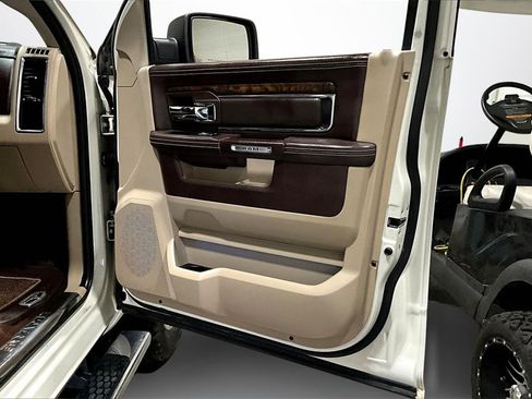 Used 2017 RAM 1500 Laramie Longhorn w/ Convenience Group image 27