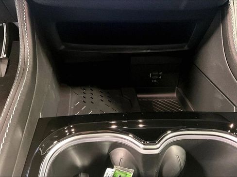 New 2026 Chrysler Pacifica Limited w/ S Appearance Package image 30