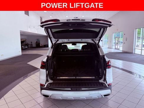 Used 2025 BMW X5 xDrive50e AWD/4WD image 8