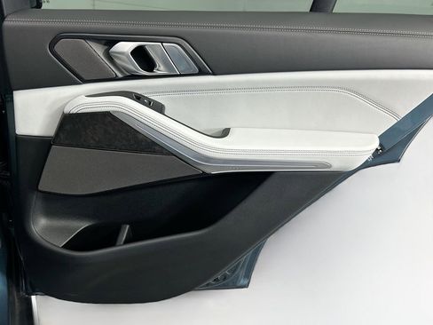 Certified 2026 BMW X5 xDrive40i w/ Climate Comfort Package image 26