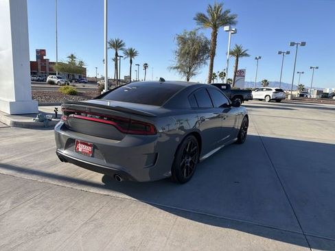 Used 2019 Dodge Charger GT w/ Plus Group image 5