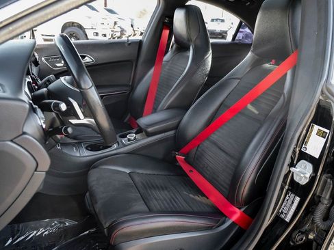 Used 2018 Mercedes-Benz CLA 250 CLA 250 image 32