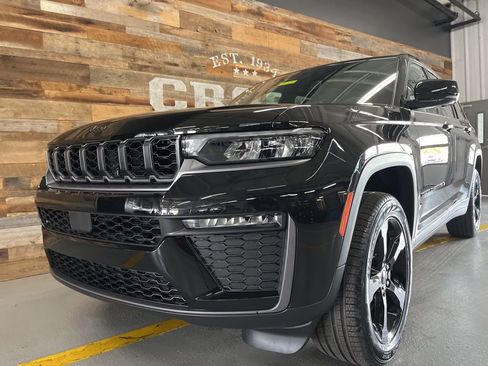 New 2026 Jeep Grand Cherokee L Limited AWD/4WD image 15