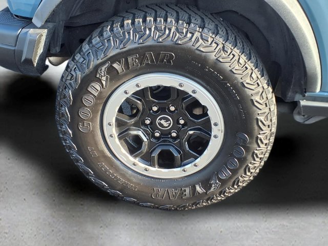 Used 2022 Ford Bronco Badlands w/ Sasquatch Package AWD/4WD image 9