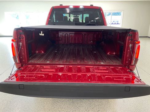 Used 2024 Ford F150 Lariat w/ Equipment Group 502A High image 13