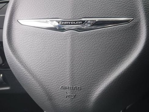 New 2026 Chrysler Pacifica Limited image 40