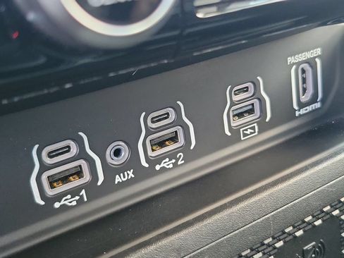 Used 2025 RAM 1500 RHO w/ RHO Level 1 Equipment Group AWD/4WD image 31