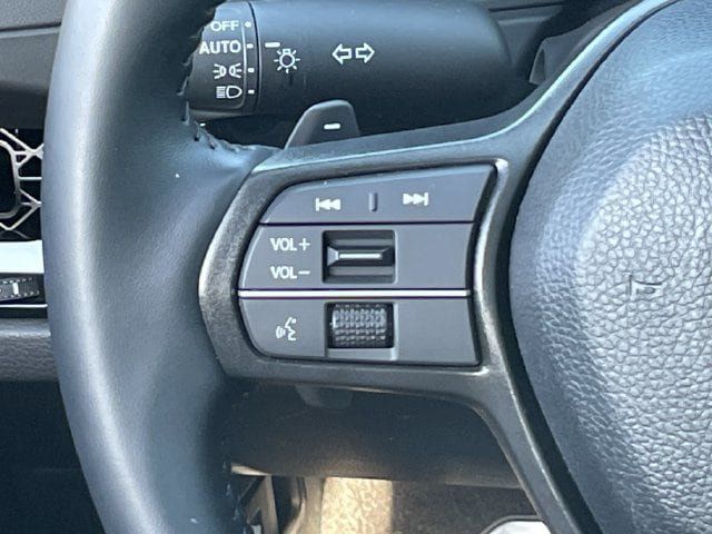Used 2025 Honda Accord Sport image 14