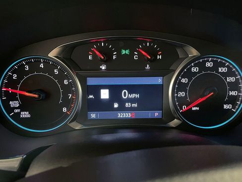 Used 2023 Chevrolet Traverse RS image 32