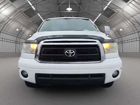 Used 2011 Toyota Tundra SR5 image 2