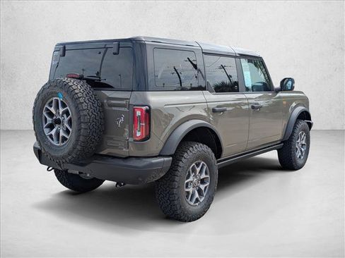 New 2025 Ford Bronco Badlands image 5