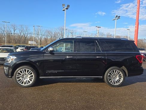 Used 2022 Ford Expedition Max Platinum image 4