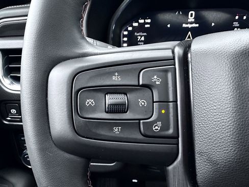 Used 2024 GMC Yukon AT4 image 23