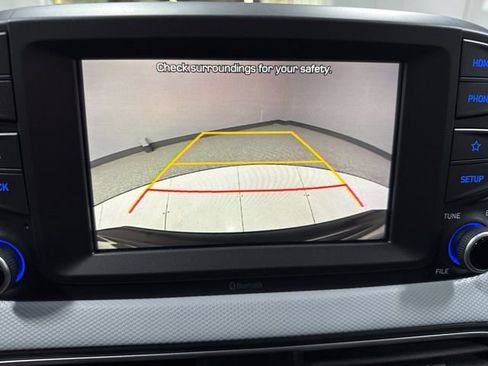 Used 2019 Hyundai Kona SE AWD/4WD image 2
