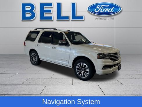 Used 2015 Lincoln Navigator 4WD image 1