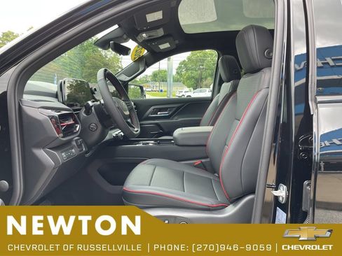 New 2024 Chevrolet Silverado EV RST AWD/4WD image 10