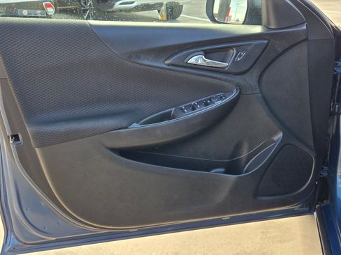 Used 2024 Chevrolet Malibu LT image 11