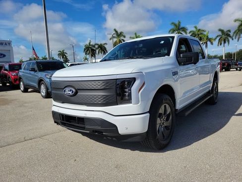 Certified 2025 Ford F150 Lightning Flash AWD/4WD image 3