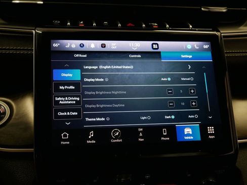 Certified 2023 Jeep Grand Cherokee Limited image 37