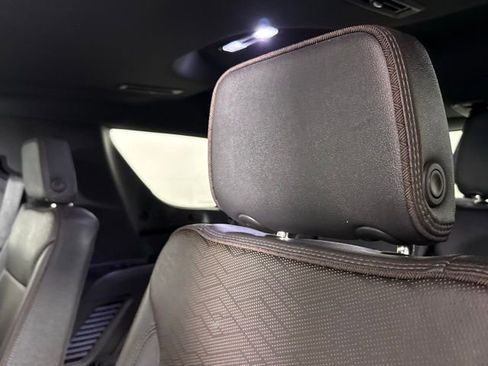 Used 2023 Chevrolet Tahoe High Country AWD/4WD image 27