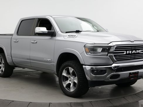 Used 2019 RAM 1500 Laramie RWD image 3