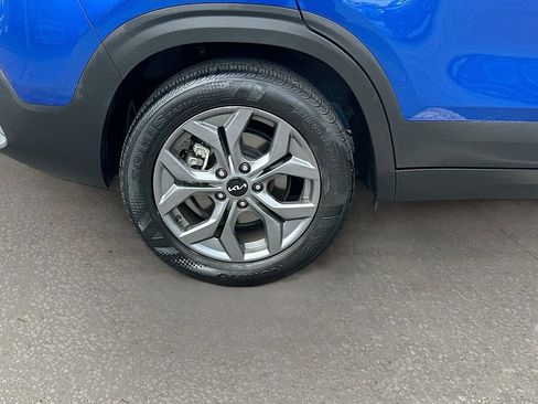 Certified 2024 Kia Seltos LX image 28