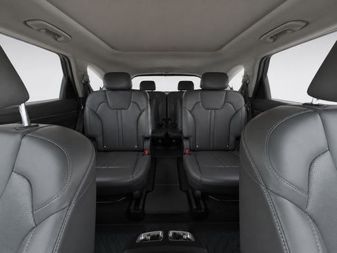 Used 2025 Kia Sorento EX w/ Panoramic Sunroof Package FWD image 11