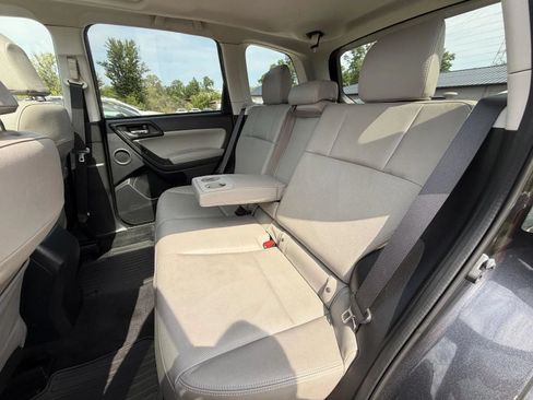Used 2015 Subaru Forester 2.5i Limited AWD/4WD image 15