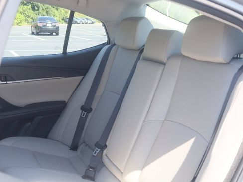 Used 2026 Toyota Corolla LE AWD/4WD image 27