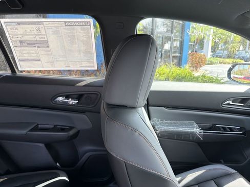 New 2026 Honda Prologue Touring image 16