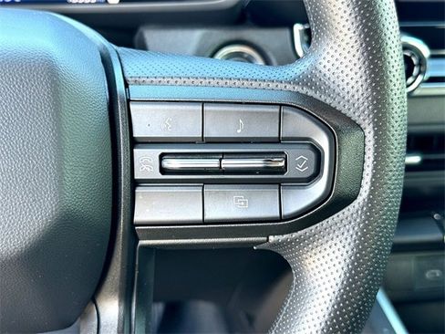 Used 2023 Chevrolet Colorado Trail Boss image 15