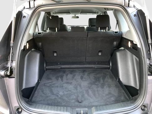 Used 2019 Honda CR-V LX image 41