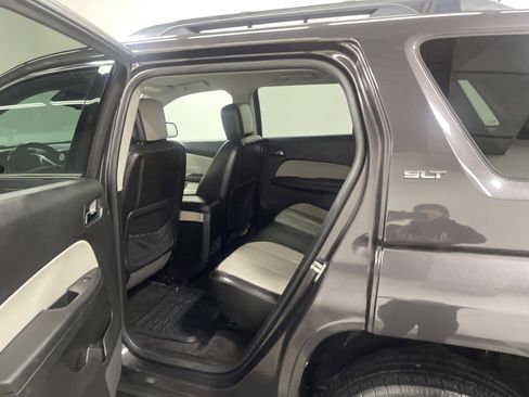 Used 2016 GMC Terrain SLT image 13