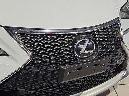 Used 2017 Lexus RC 200t F Sport image 7