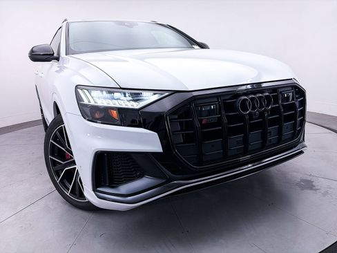 Used 2023 Audi SQ8 Prestige AWD/4WD image 10